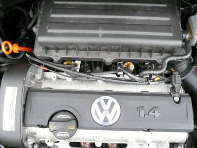 Motorraum VW Golf Plus