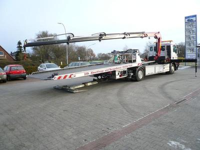 -15,5t Gesamtgewicht - 4,5t Zuladung - 3,0t Abschlepp Brille -10,0mt Kran (10,7 mtr. Länge) - 6,5t Seilwinde