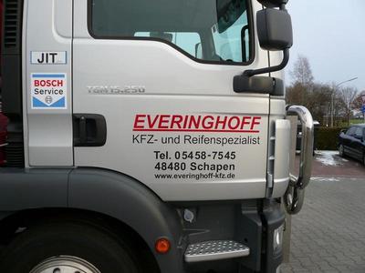 -15,5t Gesamtgewicht - 4,5t Zuladung - 3,0t Abschlepp Brille -10,0mt Kran (10,7 mtr. Länge) - 6,5t Seilwinde