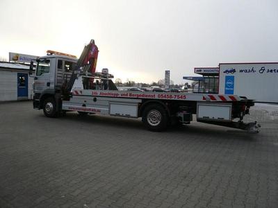 -15,5t Gesamtgewicht - 4,5t Zuladung - 3,0t Abschlepp Brille -10,0mt Kran (10,7 mtr. Länge) - 6,5t Seilwinde