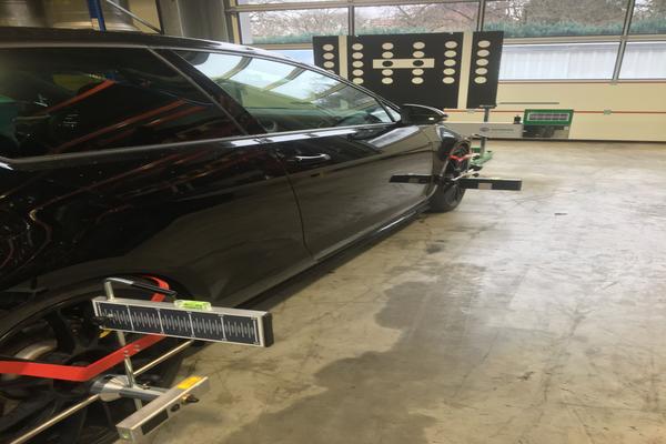 Kalibrieren einer Frontkamera