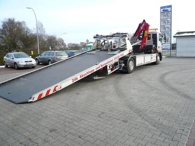 -15,5t Gesamtgewicht - 4,5t Zuladung - 3,0t Abschlepp Brille -10,0mt Kran (10,7 mtr. Länge) - 6,5t Seilwinde